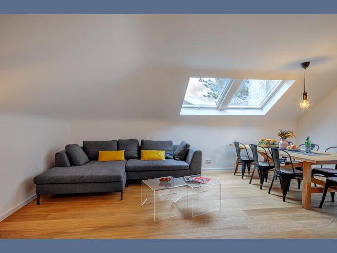 Möbliert: Schöne möblierte Wohnung in Feldmoching, 80995 München (Allach-Untermenzing Feldmoching-Hasenbergl Moosach)