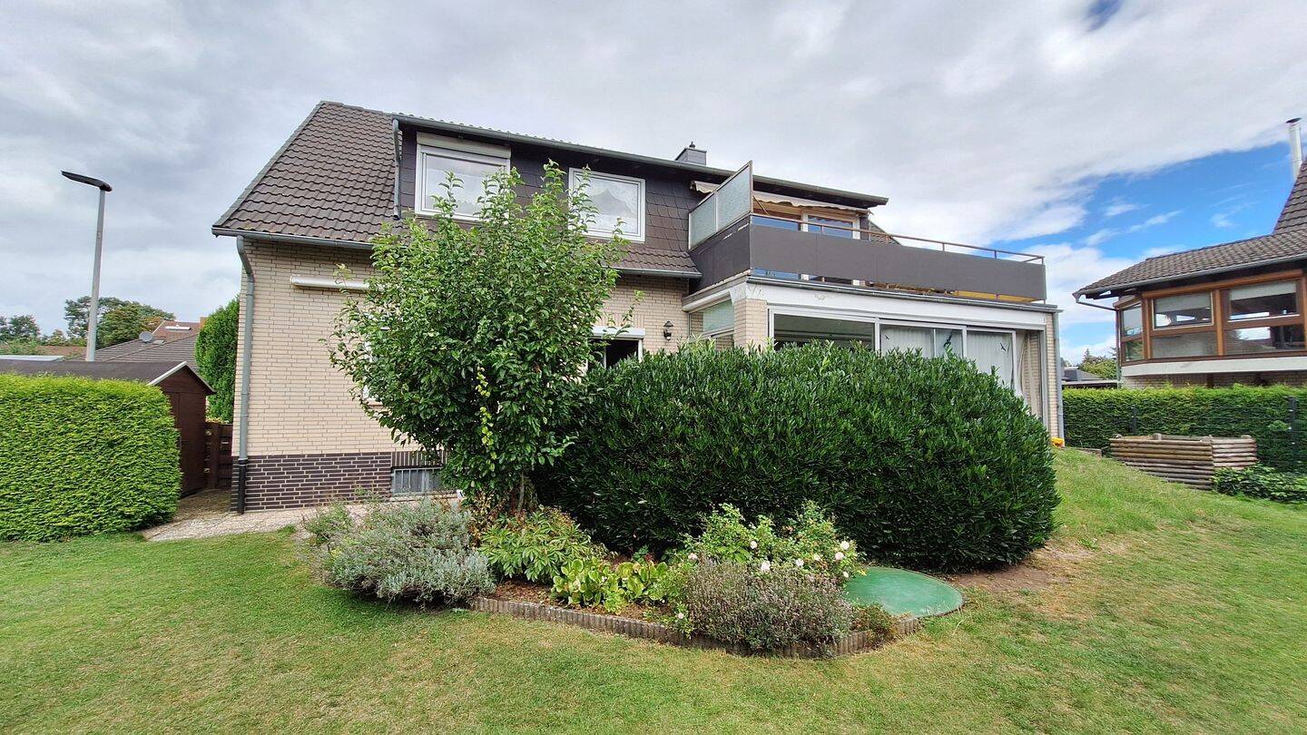Preis reduziert – Viel Platz – 2 Familienhaus + Vollkeller und Garage, 38165 Lehre