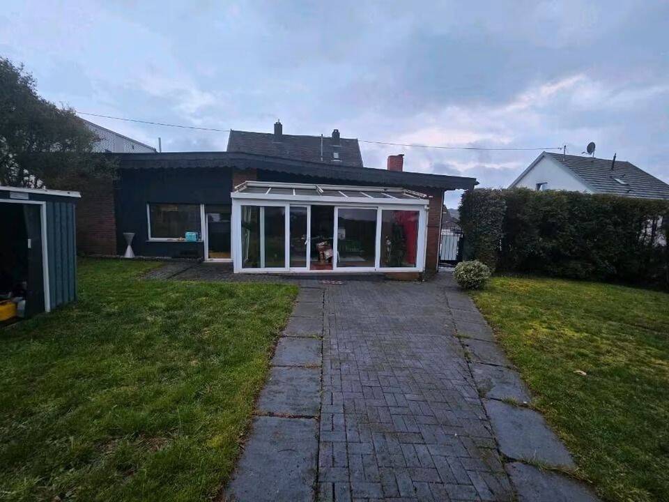 Bungalow in Wemmetsweiler / Merchweiler, altersgerecht, 66589 Merchweiler