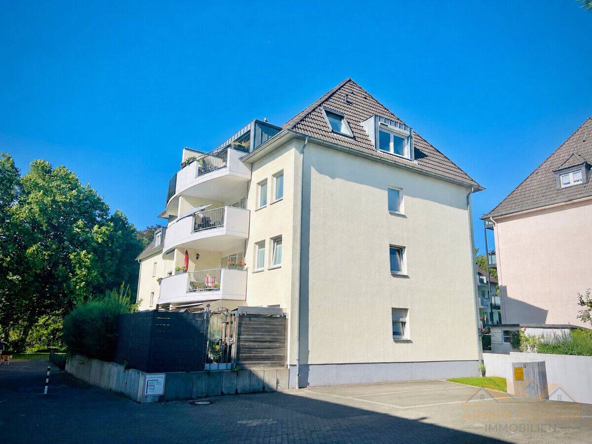 Elegante Maisonette-Wohnung mit toller Ausstattung in KR-Oppum, 47809 Krefeld