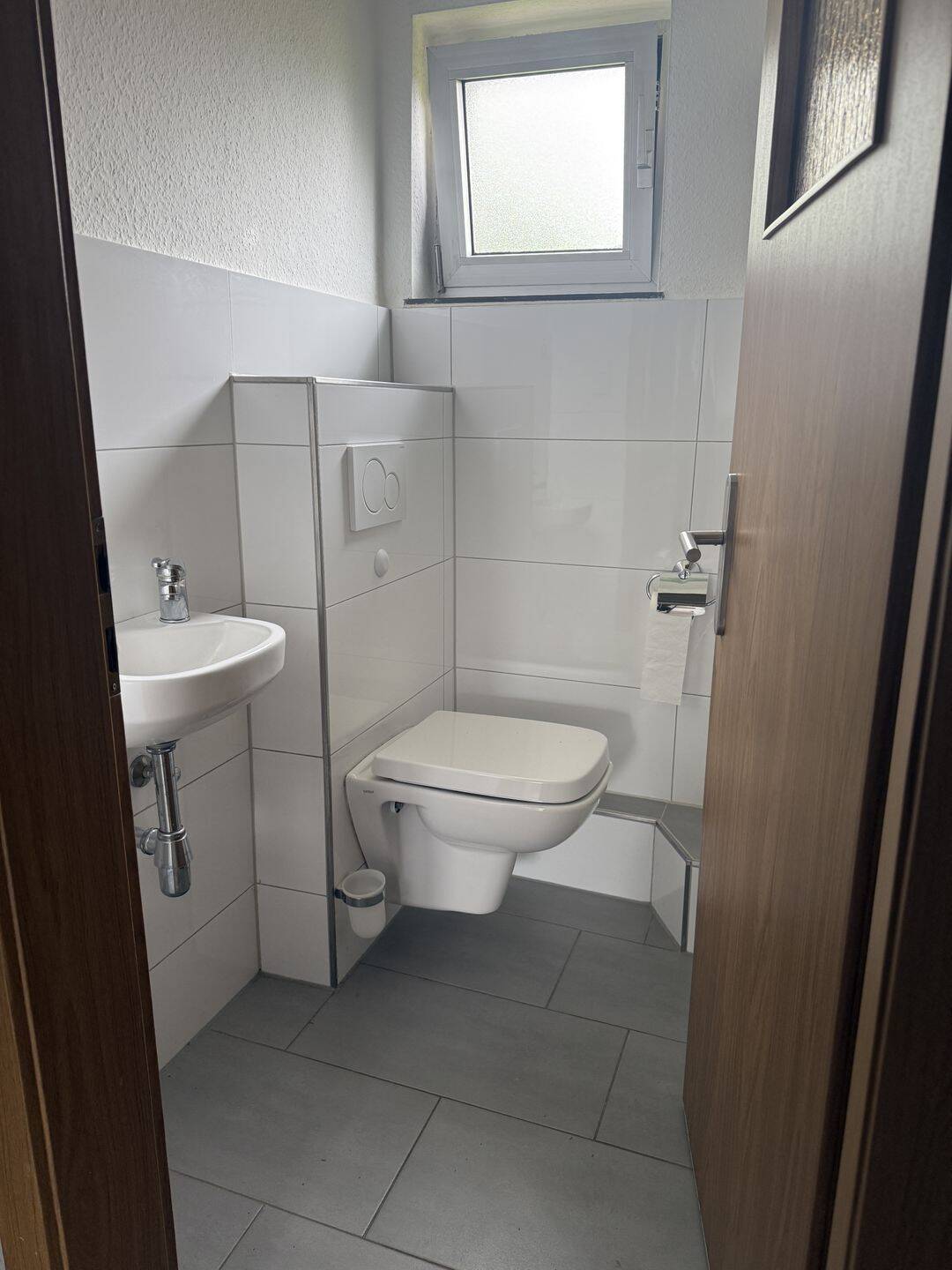 Stilvolle 4-Zimmer-Eigentumswohnung mit Balkon, Carport und modernisierter Ausstattung, 59073 Hamm (Bockum-Hövel Hamm-Norden Heessen)