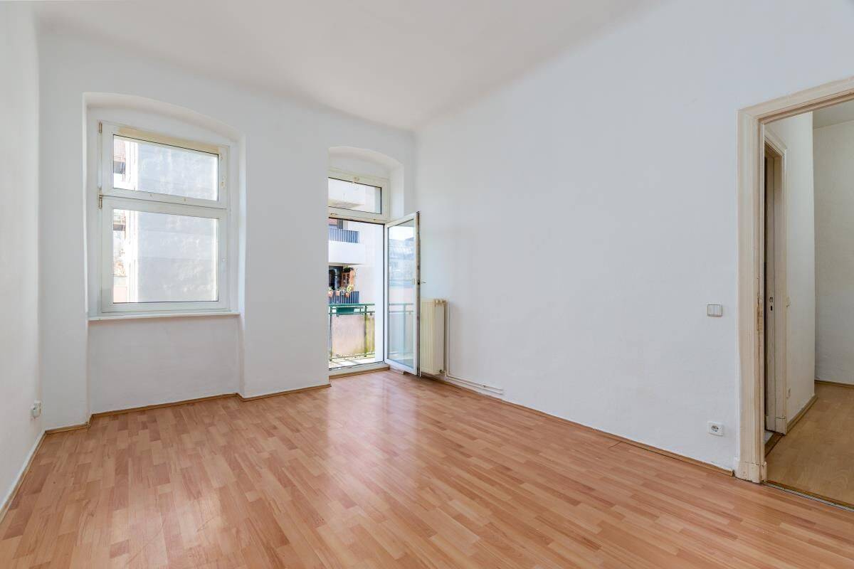 **PROVISIONSFREI**Wohnen im Altbau: Bezugsfreie Balkonwohnung in gefragter Pankower Lage, 13156 Berlin (Pankow Kleingartenanlage Alte Baumschule Niederschönhausen Rosenthal)