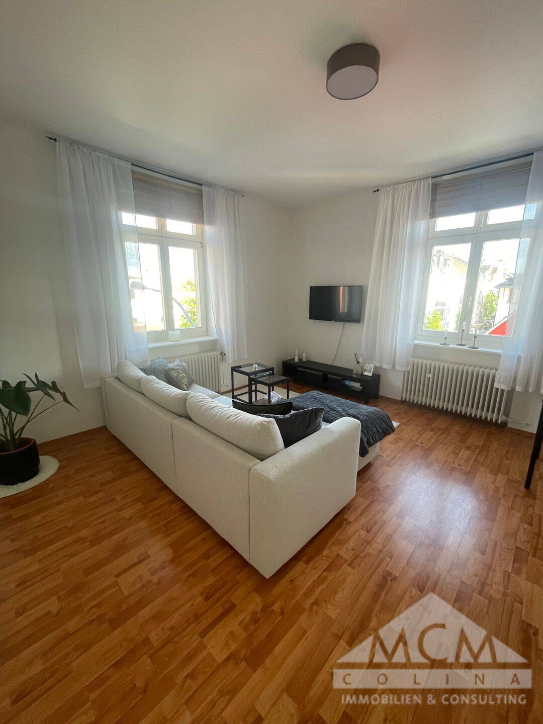 Wunderschöne und zentrale 2-Zimmer-Wohnung in Frankfurt Niederrad! * Bezugsfrei zum 15. Oktober *, 60528 Frankfurt am Main (Niederrad Sachsenhausen Schwanheim)