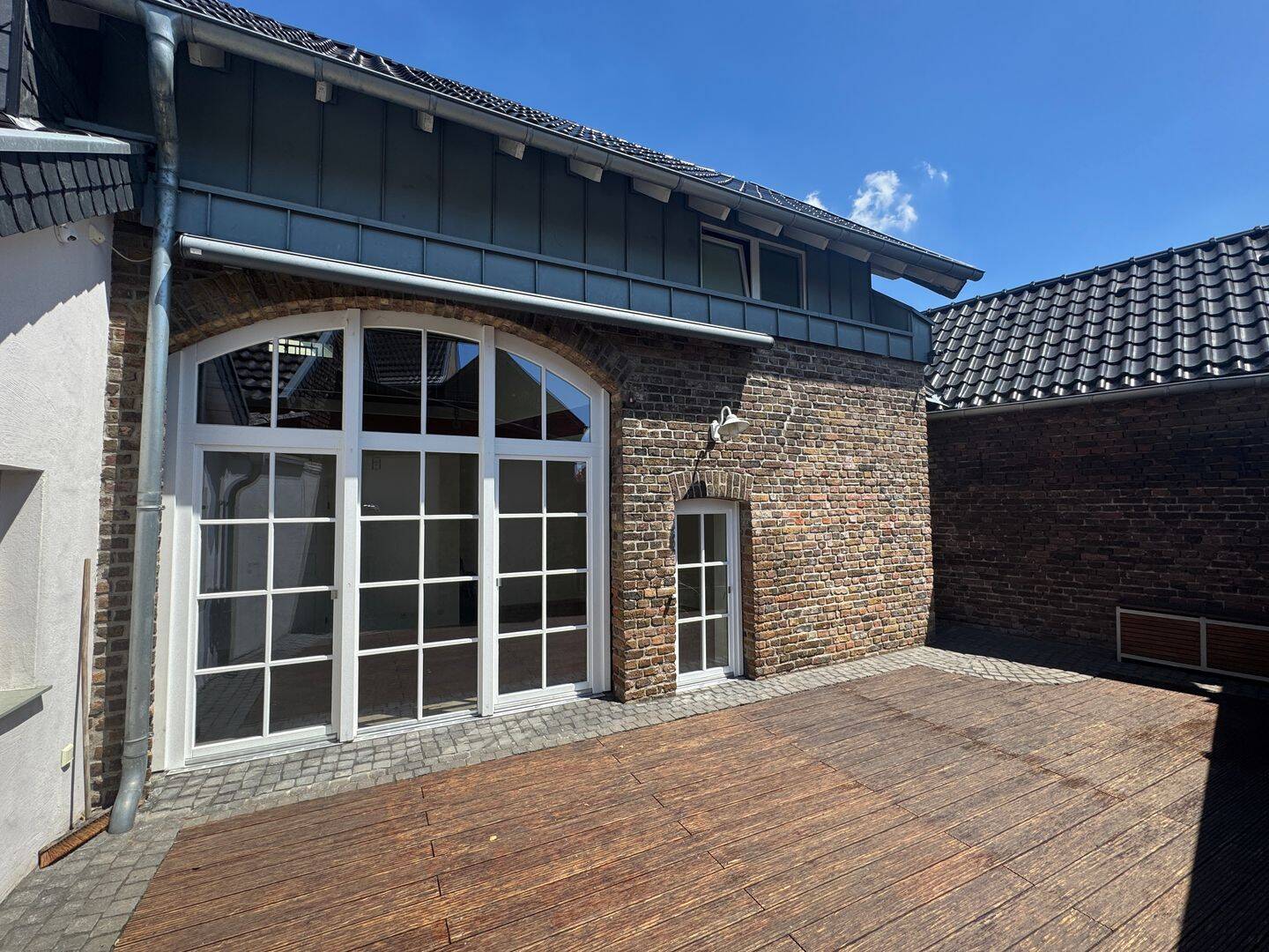Für Single’s oder Paare – ein Haus wie eine Wohnung!, 53859 Niederkassel