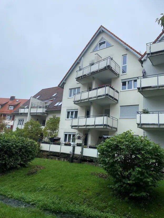 Gepflegte 3-Zimmer Wohnung mit Balkon im 2. OG in Bad Urach, 72574 Bad Urach