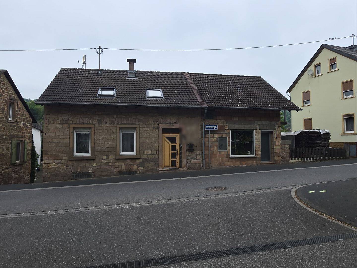 Charmantes Haus in guter Lage von Kirn, 55606 Kirn
