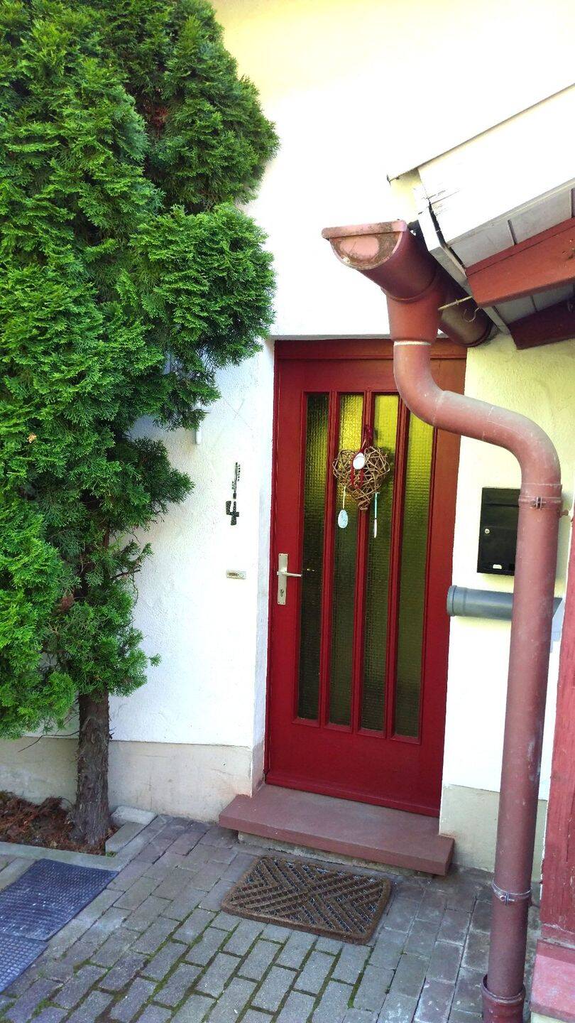 2 Zimmer Maisonette Wohnung mit schönem Garten und Terasse, 78658 Zimmern ob Rottweil