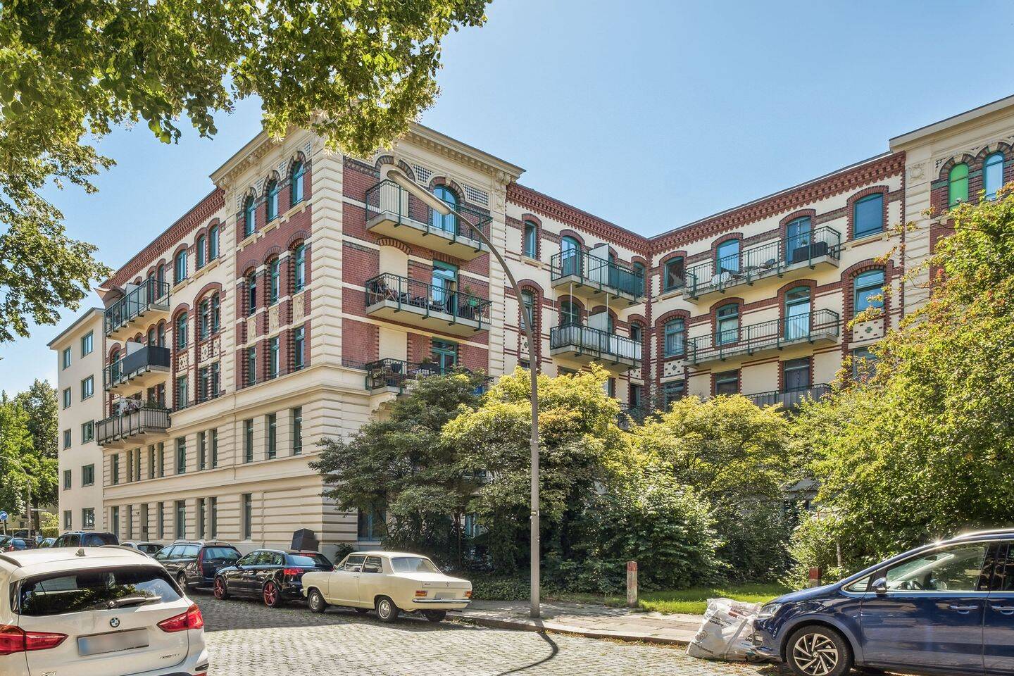 Altbau-Charme mit Potenzial – 3-Zimmer-Wohnung im denkmalgeschützten Altbau, 20539 Hamburg (Mitte)