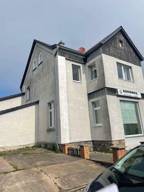 Haus mit Halle. vielseitig nutzbar, Preis VS, 98701 Großbreitenbach
