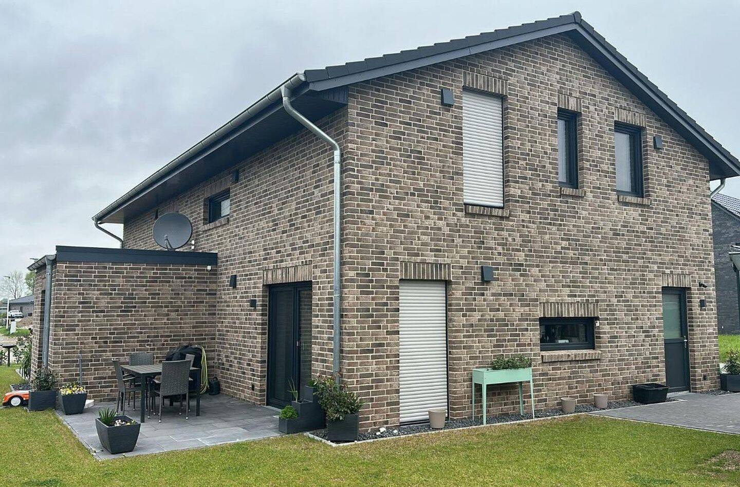 NEUWERTIG ! MODERNE DOPPELHAUSHÄLFTE / HAUS in HEMMOOR nähe STADE I CUXHAVEN, 21745 Hemmoor