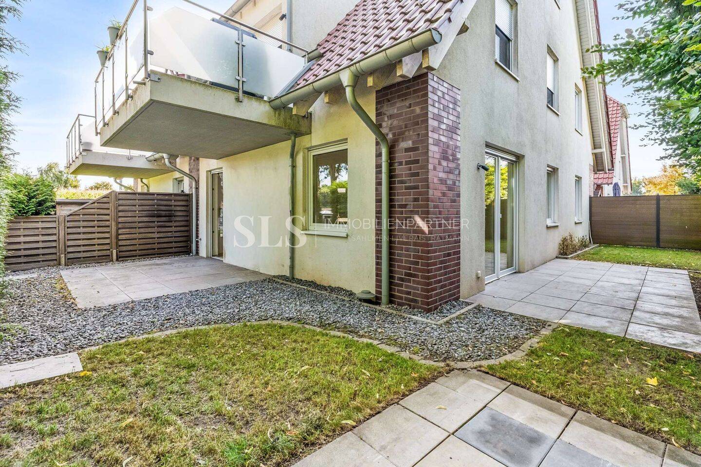 Barrierearme Erdgeschosswohnung mit zwei Terrassen, eigenem Garten und viel Privatsphäre, 46286 Dorsten