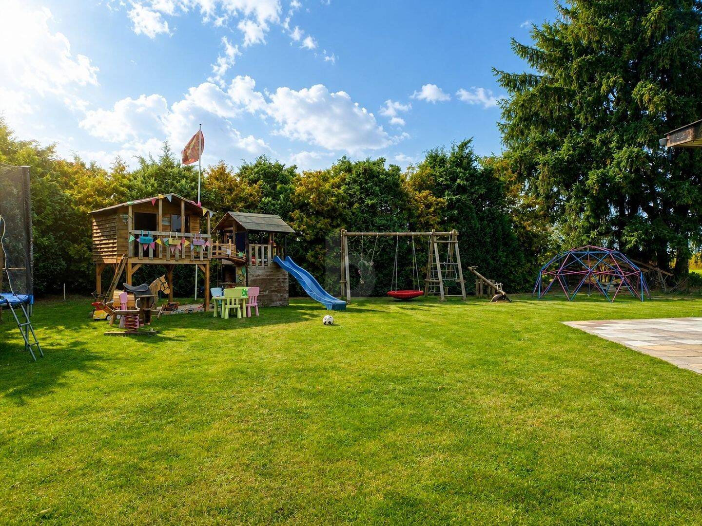 VIEL PLATZ FÜR DIE GANZE FAMILIE, 27446 Anderlingen