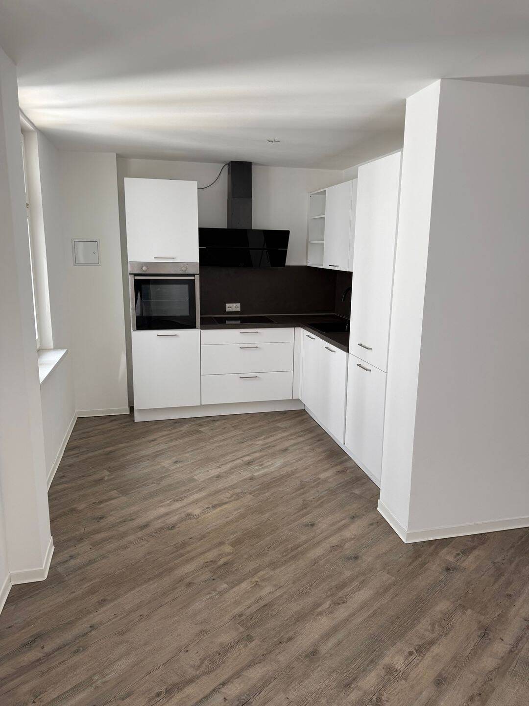 neu renovierte 3 RW mit Einbauküche im 1.OG im HH, 4109 Leipzig (Zentrum Zentrum-Nord Zentrum-West)