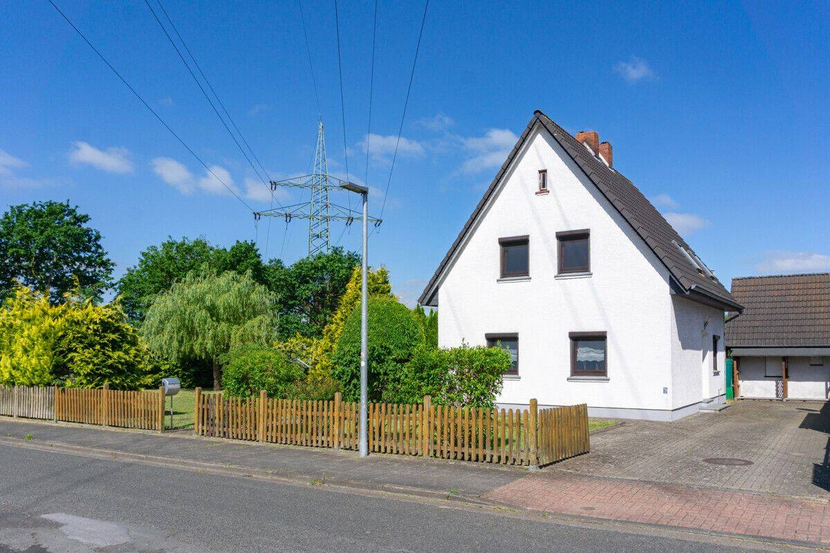 PURNHAGEN-IMMOBILIEN – Freist.-1.Fam.-Haus auf großzügigem Grundstück inkl. Bauplatz in Bremen-Farge!, 28777 Bremen (Blumenthal Farge Lüssum-Bockhorn Rekum Rönnebeck)