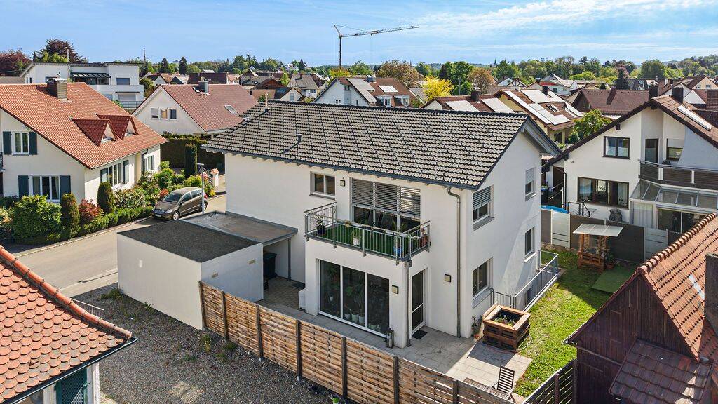 Top Investment in Bad Waldsee – Neuwertiges 3-Familienhaus in ruhiger, sonniger Wohnlage, 88339 Bad Waldsee