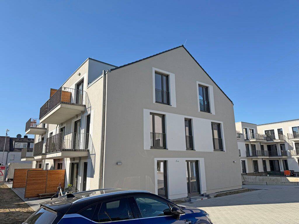 GKS – NEUBAU bezugsfertiger 3-Zi Wohnung ca. 83 m² Wfl. . sonnige Terrasse m. Gartenanteil . Rodehof ., 52134 Herzogenrath