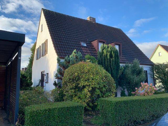 Haus in ruhiger Lage mit Garten und Garage, 97762 Hammelburg