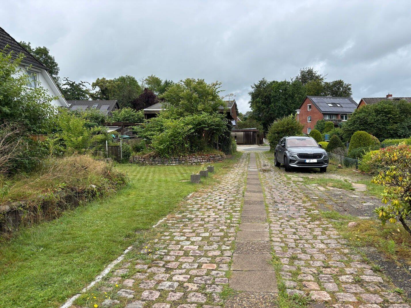 Baugrundstück für z.B. Doppelhaus in Seevetal-Emmelndorf mit Altbestand, 21218 Seevetal