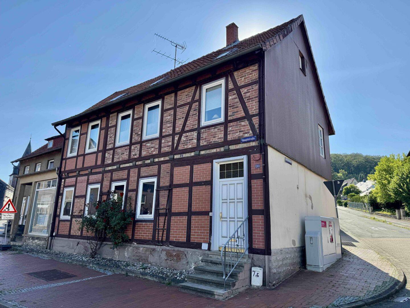 Zweifamilienhaus mit großzügiger Werkstatt – vielseitige Nutzungsmöglichkeiten, 31195 Lamspringe