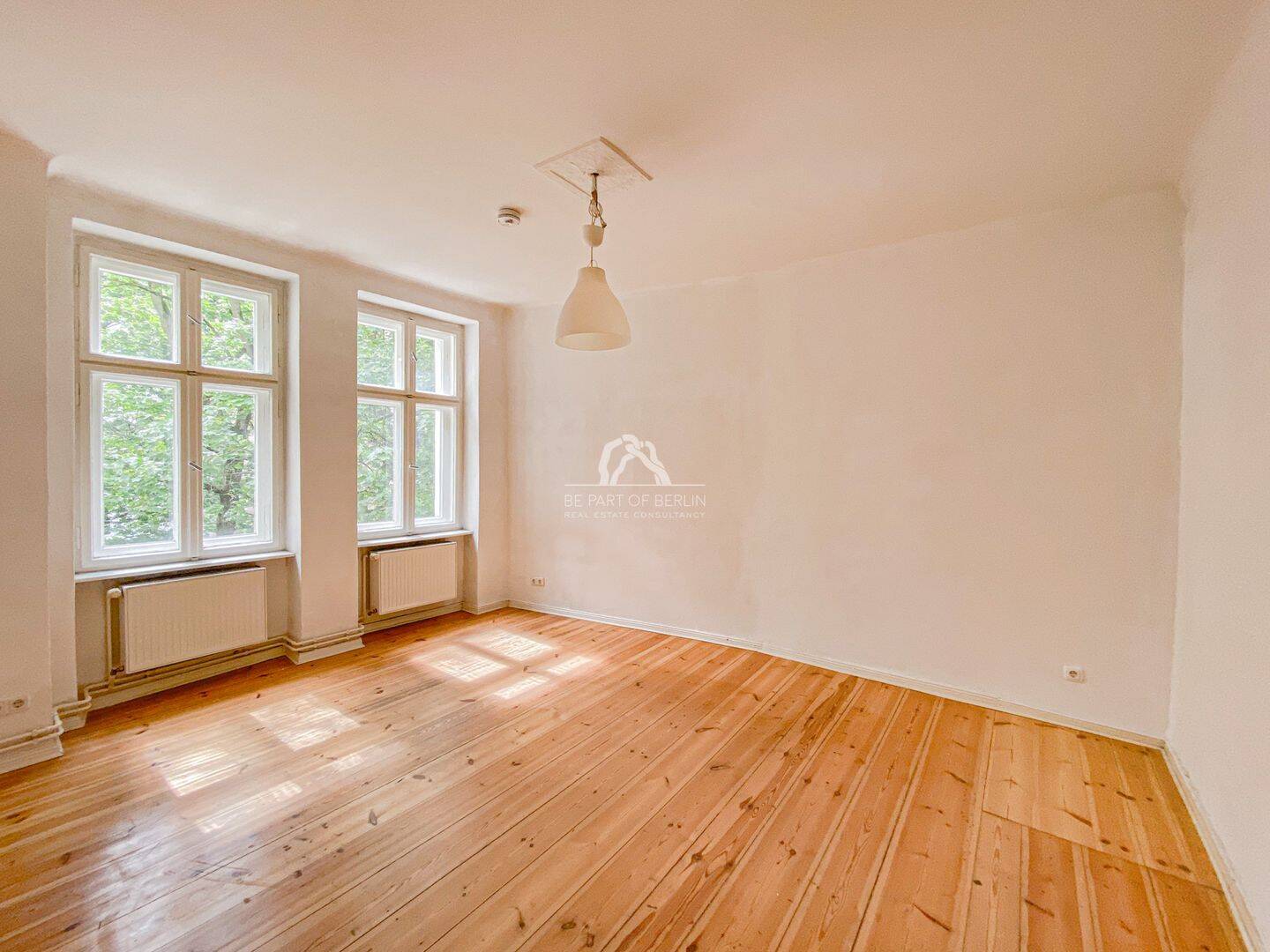 RUHIG UND GRÜN IM GARTENHAUS GELEGEN! INTERESSANTE & KLASSISCH SCHÖNE ALTBAUWOHNUNG! PROVISIONSFREI!, 10409 Berlin (Pankow Prenzlauer Berg)