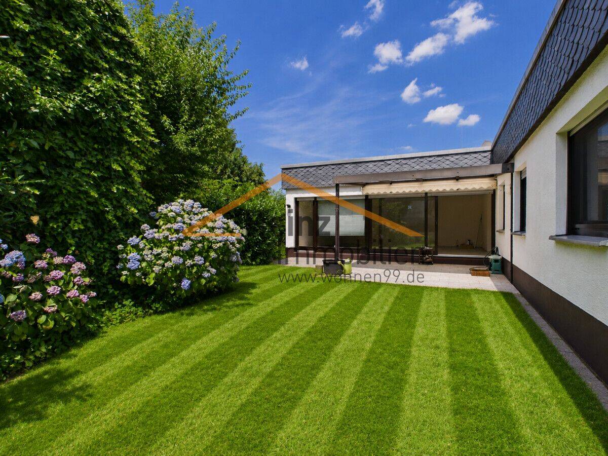 *** 5 Zimmerbungalow in ruhiger Lage in Bergisch Gladbach Schildgen ***, 51467 Bergisch Gladbach (Dünnwald)