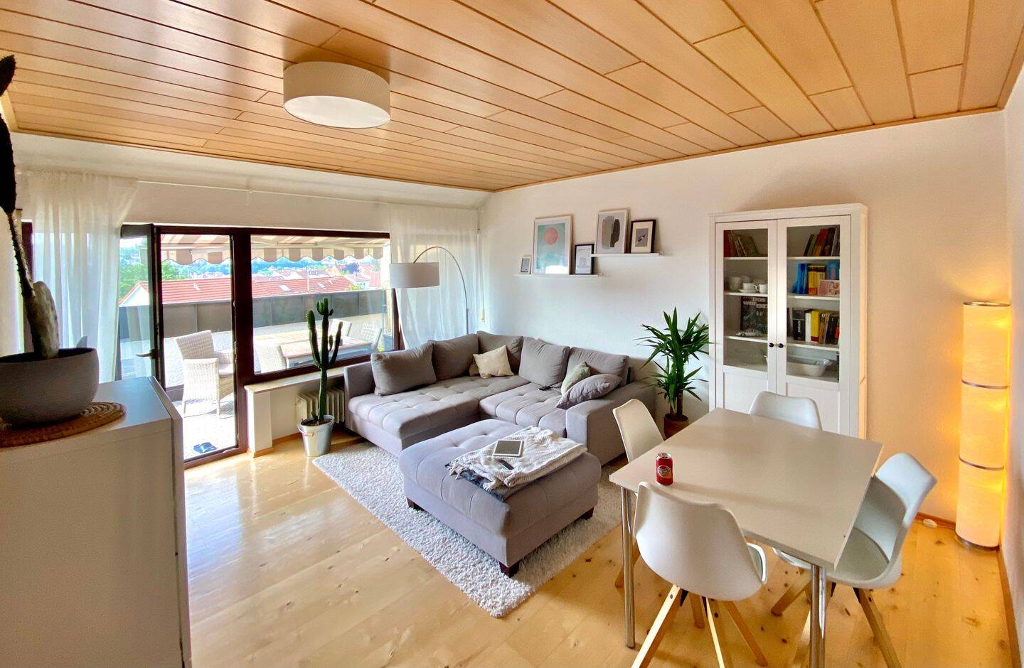 Sonnige 2,5 Zimmer- Wohnung in Backnang zu vermieten, 71522 Backnang