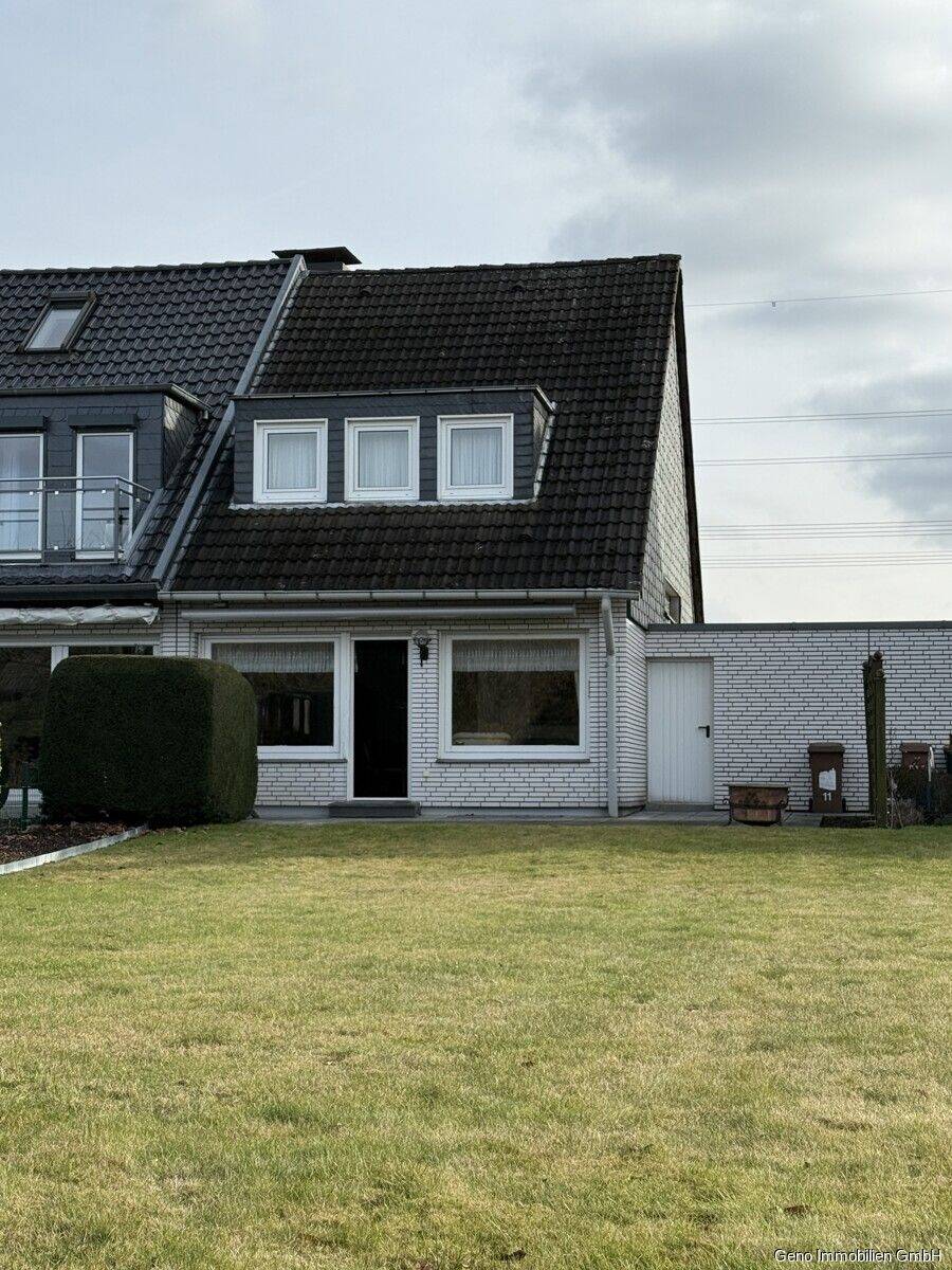 Attraktive Doppelhaushälfte in gesuchter Lage!, 45289 Essen (Burgaltendorf)