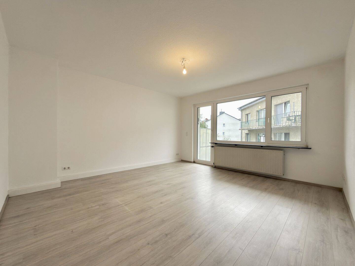 Urbanes Wohnen mit großer Sonnenterrasse – ideal für Singles & Paare, 47799 Krefeld (Bockum Cracau Stadtmitte)