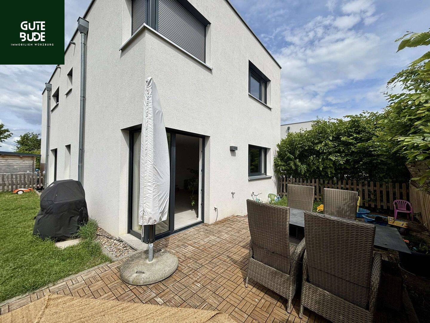 Familienfreundliche Doppelhaushälfte in Rödelsee – moderner Wohnkomfort auf zwei Etagen mit Garten!, 97348 Markt Einersheim
