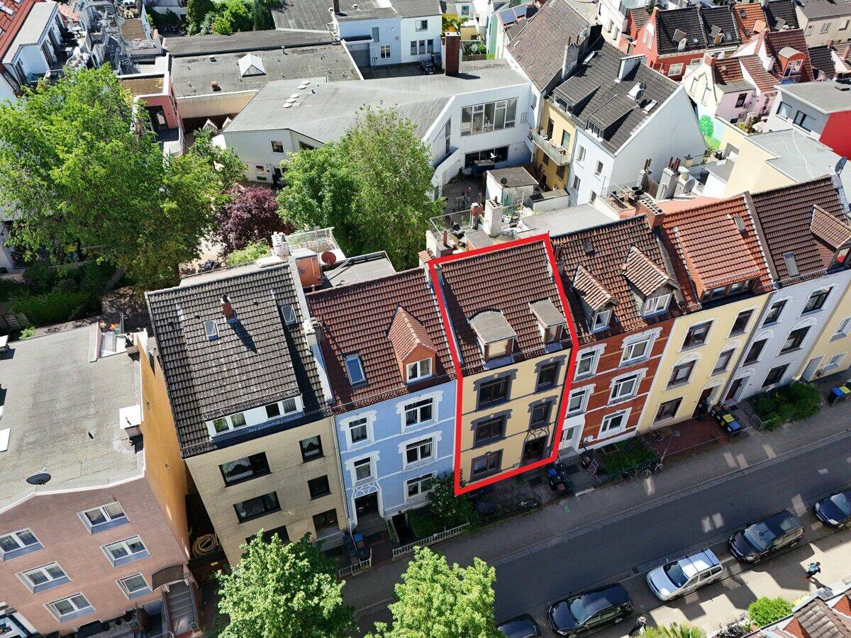Voll vermietet. Solide. Wertbeständig. – Vierfamilienhaus in Bremen-Walle, 28217 Bremen (Handelshäfen Steffensweg Utbremen Westend)