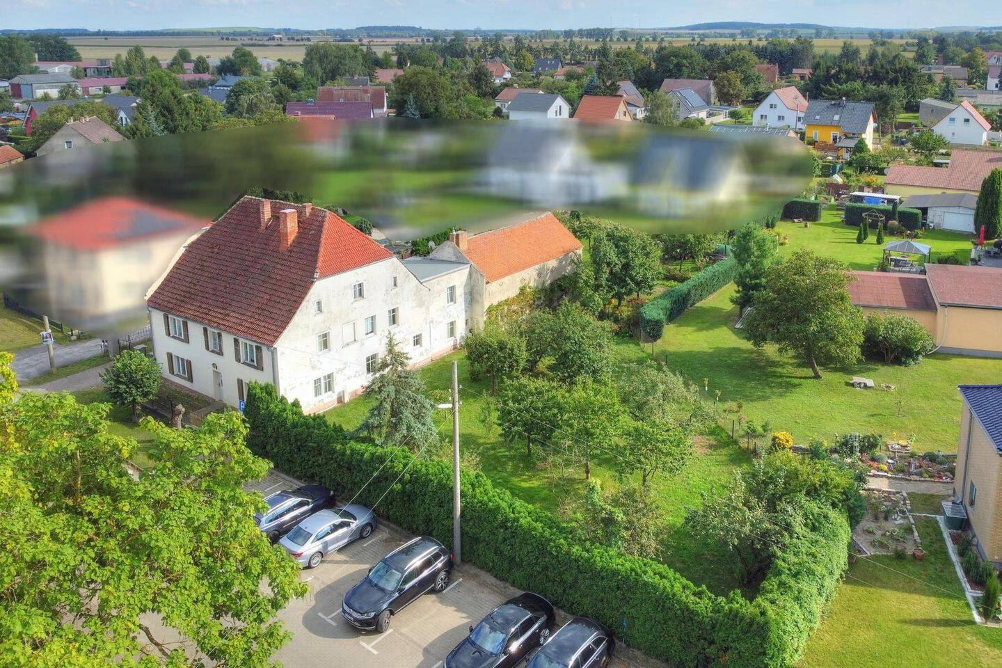 Großzügiges Mehrfamilienhaus mit Geschichte, 3 Wohnungen und großem Garten, 14641 Nauen