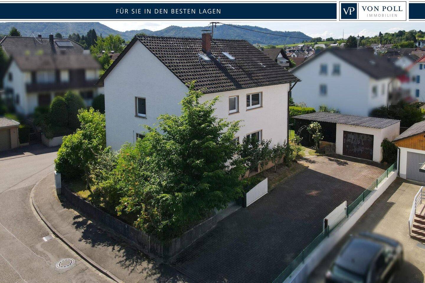 Leerstehendes Dreifamilienhaus mit Garten und Garage in Rammersweier, 77654 Offenburg