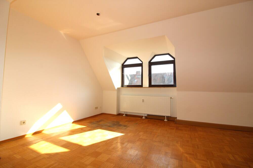 Charmante 2-Zimmer-Wohnung mit optionalem Stellplatz in Neustadt an der Weinstraße