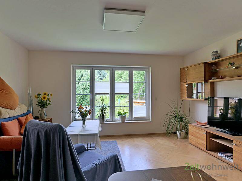 (EF0838_M) Dresden: Langebrück, hübsche möblierte 2-Zimmer-Wohnung mit Parkett und separatem Hauseingang, WLAN inklusive, 1465 Dresden (Langebrück Schönborn)