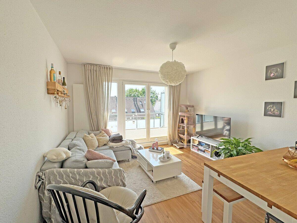 Gepflegte 3-Zimmer-Wohnung in Weiß, 50999 Köln (Rodenkirchen Hahnwald Sürth Weiß)