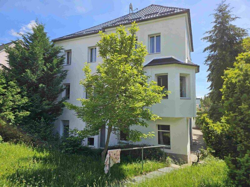 Gemütliche Zweiraumwohnung in schöner Villa!, 8451 Crimmitschau