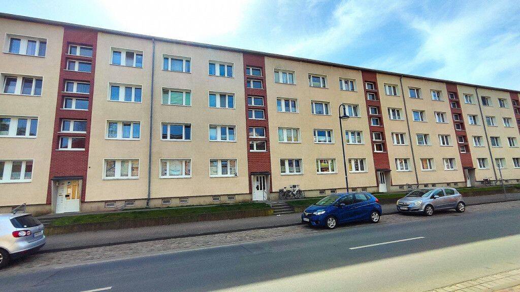 3 Raum-Wohnung mit Balkon in zentraler Lage, 17389 Anklam