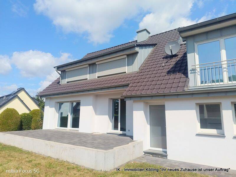 Modernes, saniertes Familiendomizil mit großem Grundstück in ruhiger, sehr verkehrsgünstiger Lage, 59557 Lippstadt