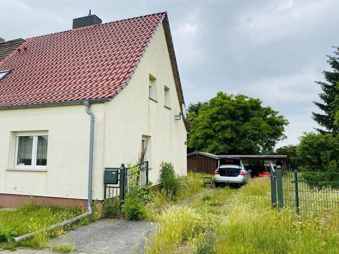 19 km bis Prenzlau – Vollsanierte DHH (2005) in Werbelow auf 1.510 m² Grundstück mit großem Garten !, 17337 Uckerland