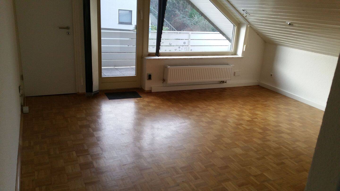 2 Zimmer mit Balkon in ruhiger Lage, 42279 Wuppertal (Barmen Stadt Sprockhövel)