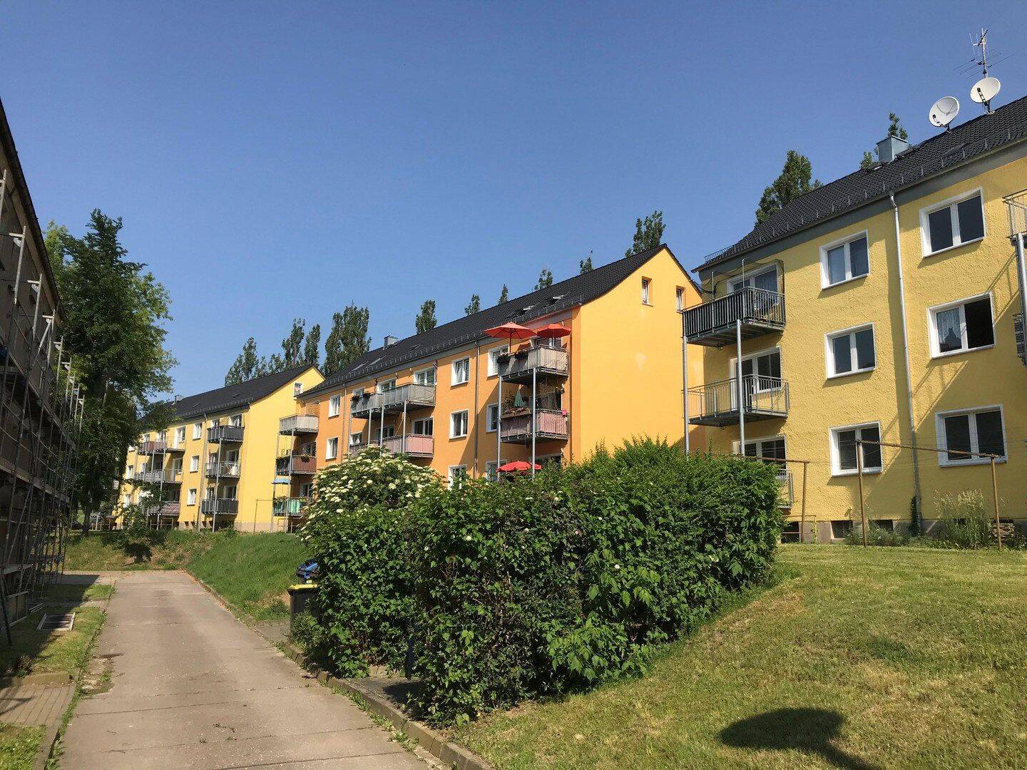 Sanierte 2,5-Raumwohnung mit Balkon und Einbauküche, 8373 Remse