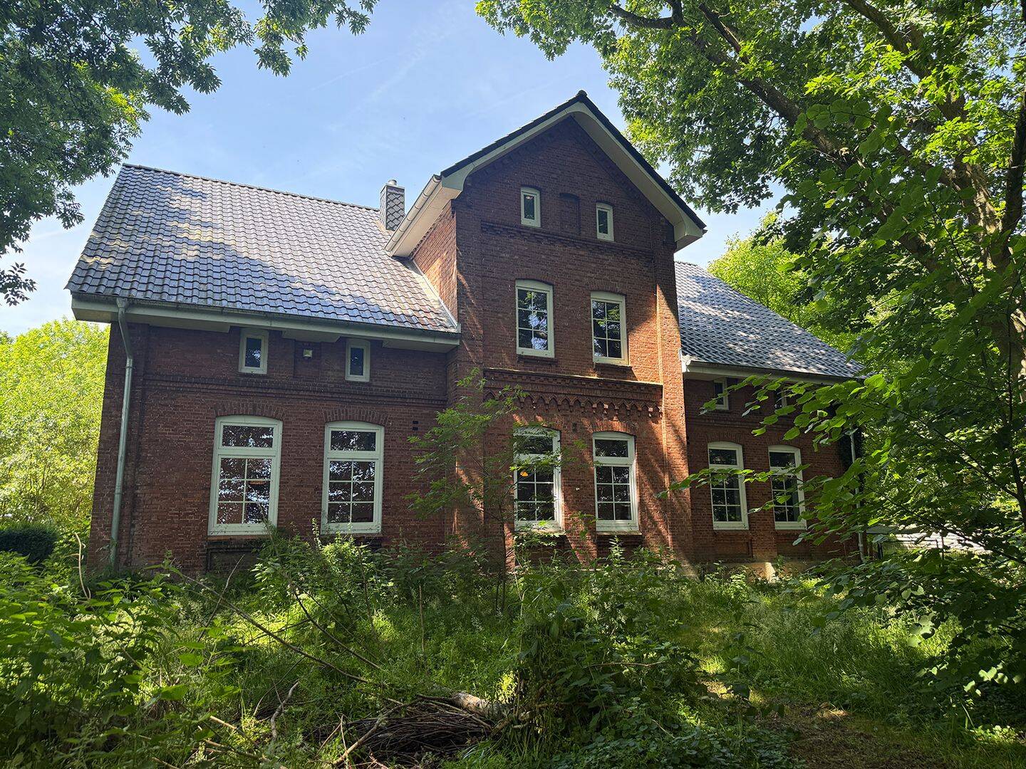 Wesselburener Deichhausen: Resthof mit zwei Einliegerwohnungen in idyllischer Lage, 25764 Wesselburen