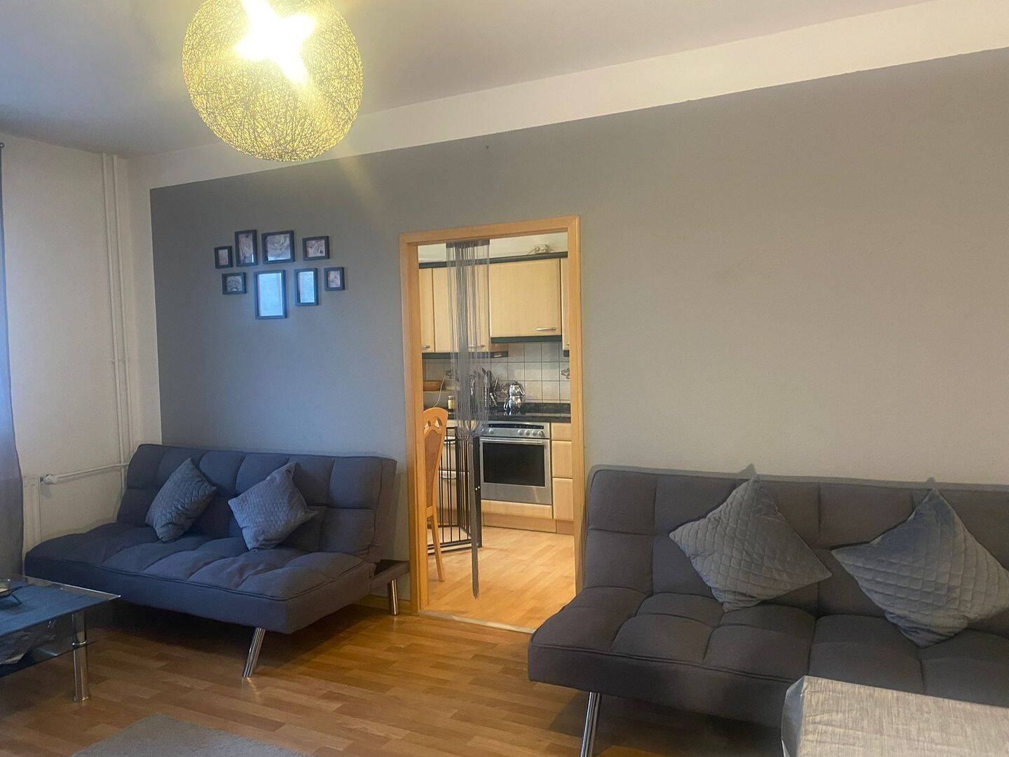 3 Raum-ETW mit Einbauküche, Balkon und Stellplatz, 7552 Gera (Bieblach-Ost Langenberg Roschütz Stublach)