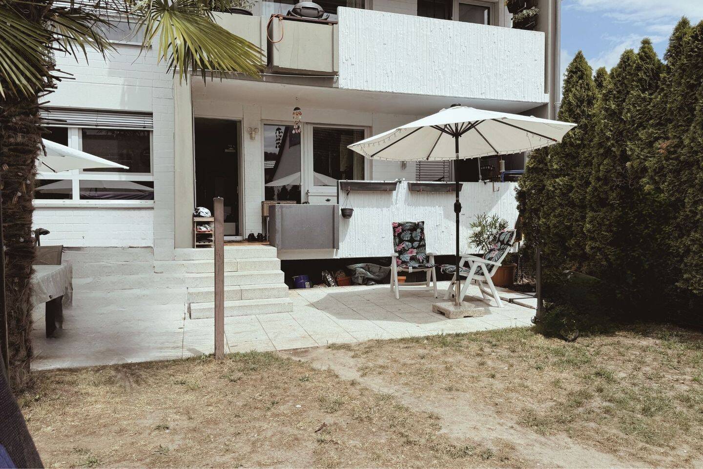 4-Zimmer-EG-Wohnung mit Garten im 3-Parteienhaus, Garage & Stellplatz, 78224 Singen (Hohentwiel)