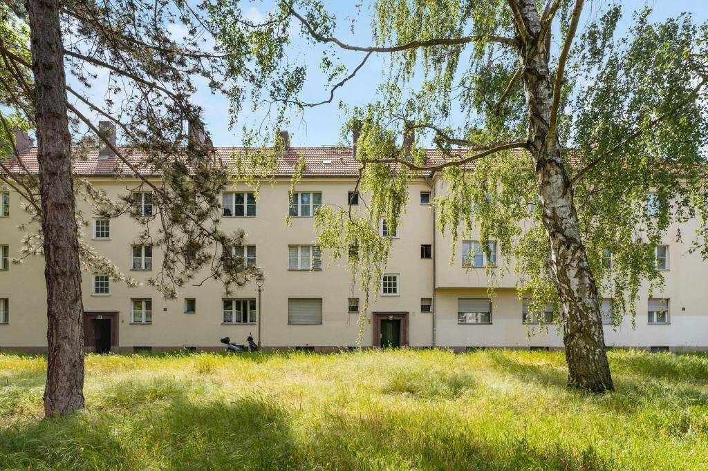 Top-Anbindung & solide Mieter: Ihr sicherer Hafen im Berliner Immobilienmarkt., 13407 Berlin (Reinickendorf)