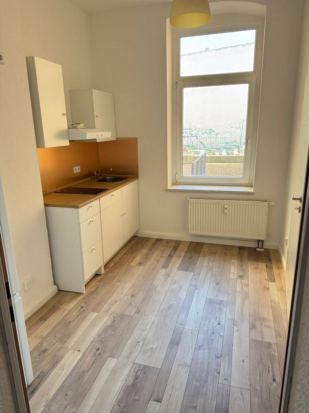 Eigenes Reich auf 26 Quadratmetern, 6112 Halle (Saale)