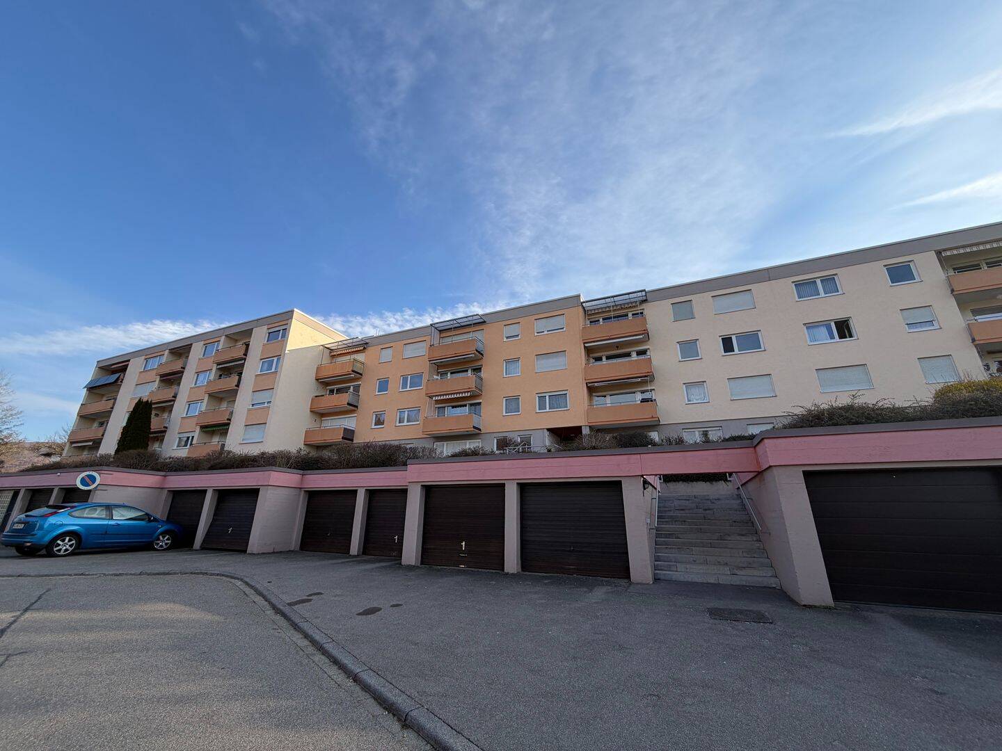 Renovierungsbedürftige 1-Zimmer-Erdgeschosswohnung in Oberkochen, 73447 Oberkochen