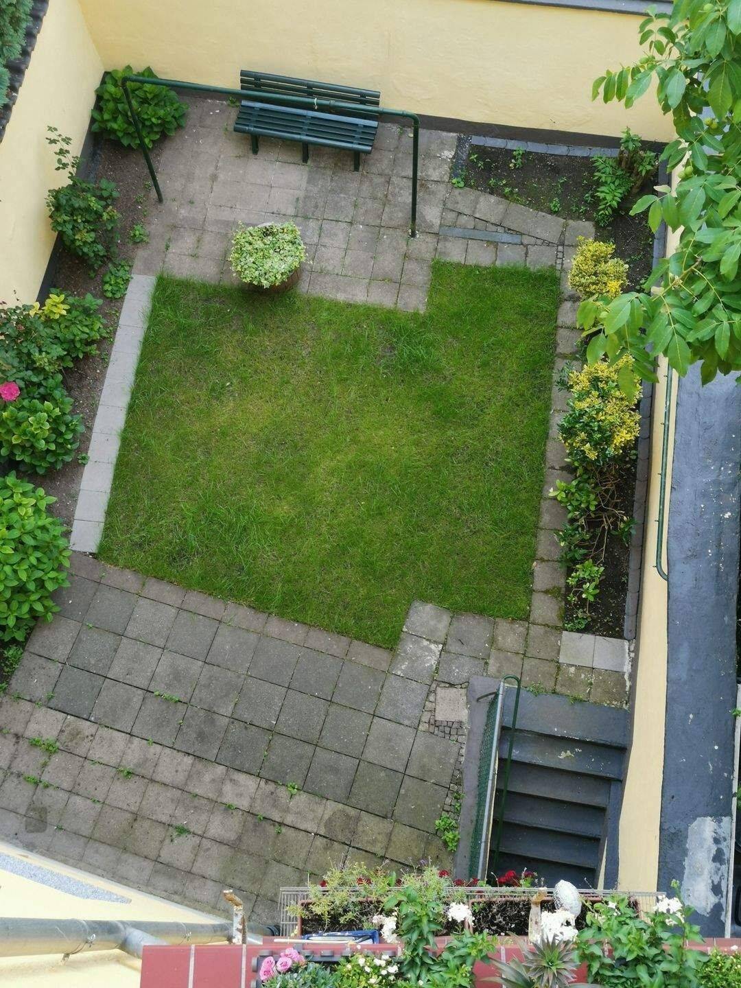 Mehrfamilienhaus 5 Parteien inkl. Aufteilungsplan mit Balkonen und Garten- Innenhof im Kölner Osten, 51103 Köln (Kalk Höhenberg Merheim Vingst)