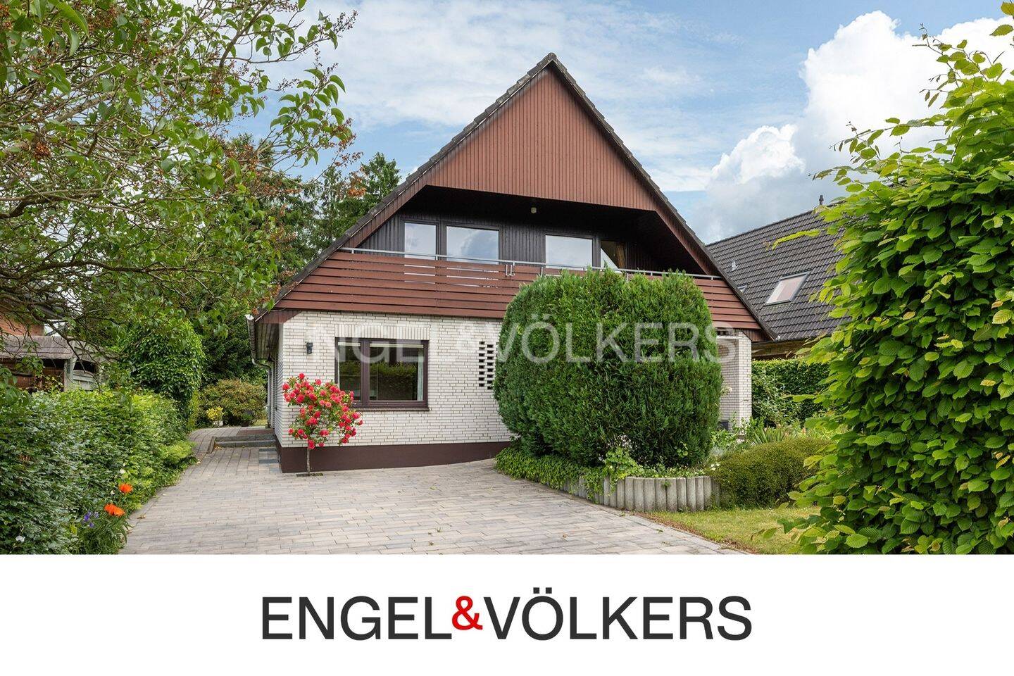 An Hamburgs Grenze: Großzügiges Einfamilienhaus mit Extra, 22851 Norderstedt