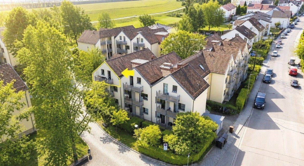 Über 6 Prozent Rendite! Renoviertes und möbliertes Apartment neben der Universität, 93051 Regensburg (Galgenberg Großprüfening-Dechbetten-Königswiesen Kumpfmühl-Ziegetsdorf-Neuprüll)